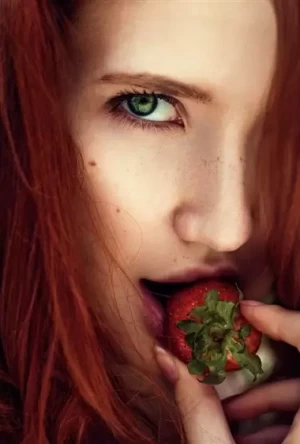 Девушки с зелеными глазами и рыжими волосами